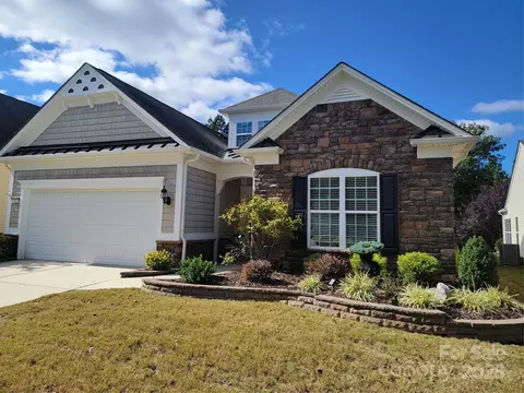 8043 Crater Lake 116 Dr #116, Fort Mill, SC 29707