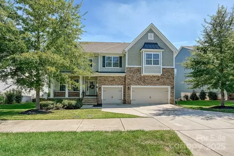 180 Canoe Pole Ln, Mooresville, NC 28117