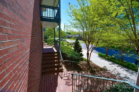 404 E Concord St, Morganton, NC 28655 photo 11