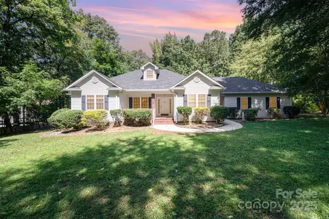4957 Phoenix Cir, Concord, NC 28025