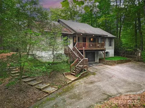 290 Middle Connestee Trl, Brevard, NC 28712