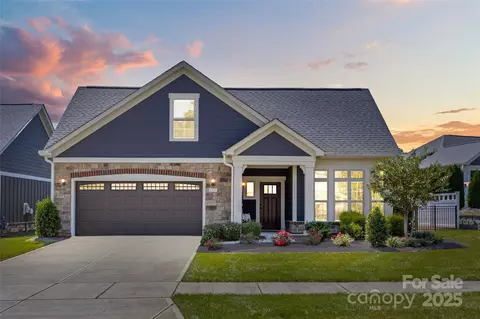 1377 Millview Ln, Matthews, NC 28104