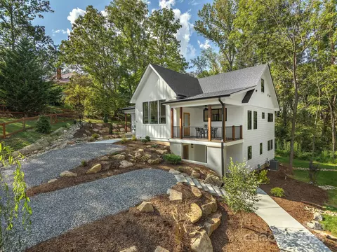 57 Moore St, Weaverville, NC 28787