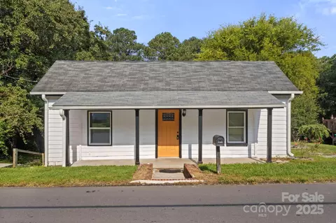 79 May St, Gastonia, NC 28052