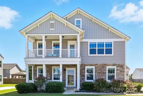 124 Millen Dr, Mooresville, NC 28115