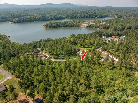 000 Coveside 144 Dr #144, Sawmills, NC 28639