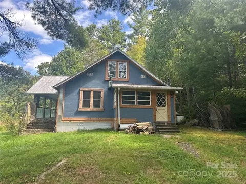 67 Sparks Rd, Bakersville, NC 28705
