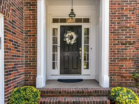 18833 Dembridge Dr, Davidson, NC 28036 photo 3