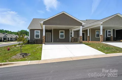 1530 29th Se St SE, Hickory, NC 28602
