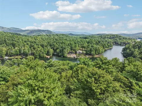 Lucy Lane, Lake Toxaway, NC 28747