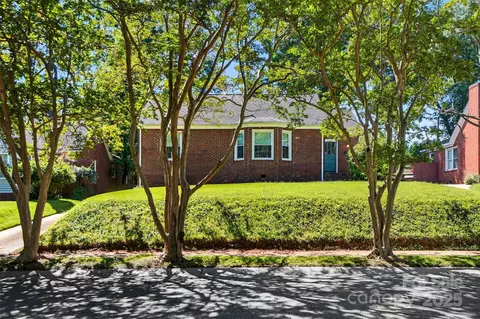 2327 Morton St, Charlotte, NC 28208