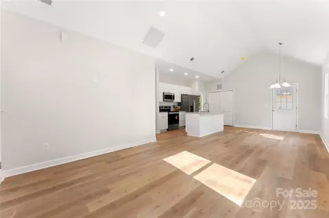 Living - 214 Morrison St, Shelby, NC 28152 photo 2 of 6