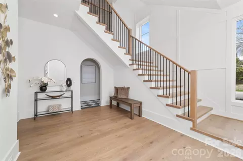 Entry Way - 216 Walnut St, Davidson, NC 28036 photo 2 of 9