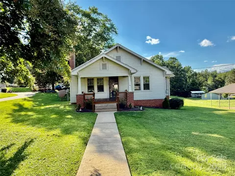 2550 Lail Rd, Morganton, NC 28655