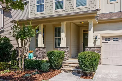 15338 Oleander Dr, Charlotte, NC 28278
