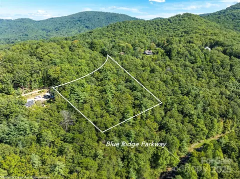 99999 Avondale Ridge Rd, Asheville, NC 28803