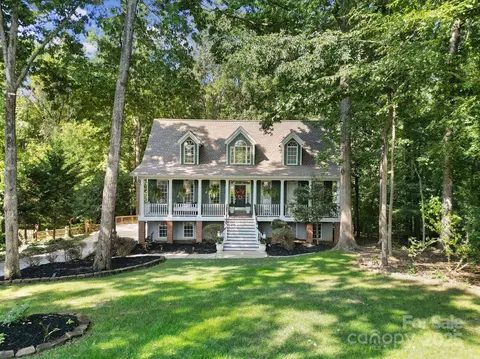 1674 Caille Ct, Fort Mill, SC 29708