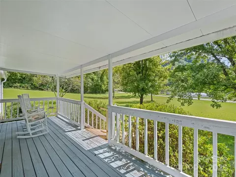6587 Skyland Dr, Sylva, NC 28779 photo 11