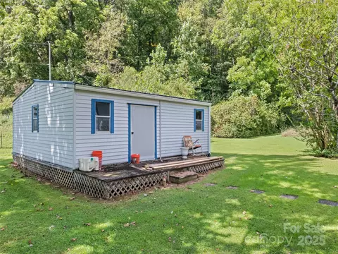 6587 Skyland Dr, Sylva, NC 28779 photo 10