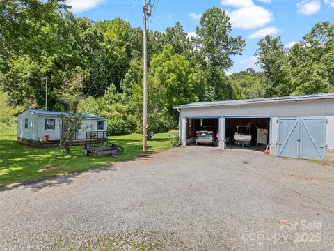 6587 Skyland Dr, Sylva, NC 28779 photo 9