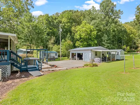 6587 Skyland Dr, Sylva, NC 28779 photo 7