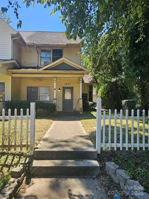 1625 Begonia Way, Rock Hill, SC 29732