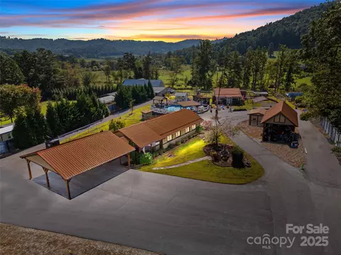 Ridge Road, Hendersonville, NC 28792