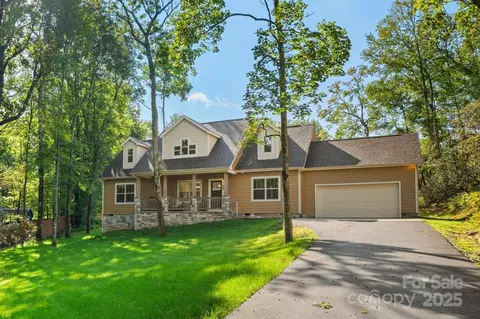 137 Red Wolf, Blowing Rock, NC 28605