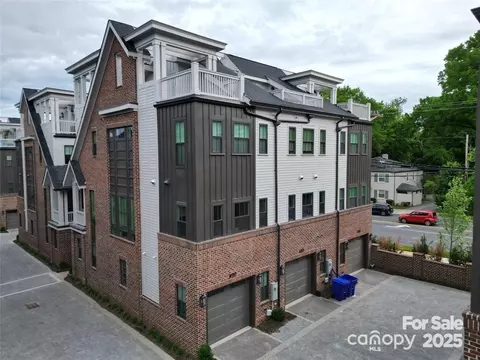 4121 Selwyn Walk Ct, Charlotte, NC 28209