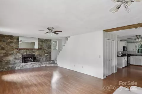 Living - 190 Turkey Creek Rd, Clyde, NC 28721 photo 2 of 6