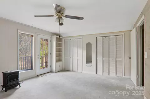 Bedroom - 190 Turkey Creek Rd, Clyde, NC 28721 photo 2 of 4