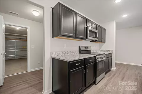 703 E Dunlap St, Lancaster, SC 29720 photo 7