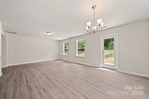 703 E Dunlap St, Lancaster, SC 29720 photo 13