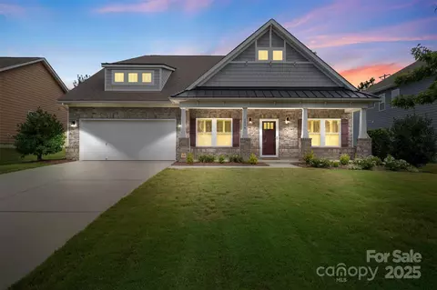 2934 Hiddenbrook Way, Fort Mill, SC 29707