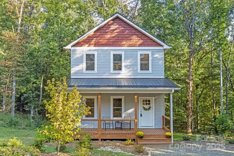 48 Shuler Rd, Candler, NC 28715