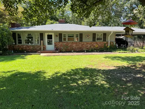 1842 Ellenboro Henrietta Rd, Ellenboro, NC 28040
