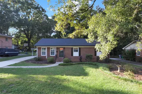 1100 Nancy Dr, Charlotte, NC 28211
