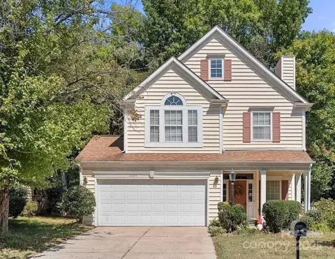 13233 Lampmeade Ln, Charlotte, NC 28273