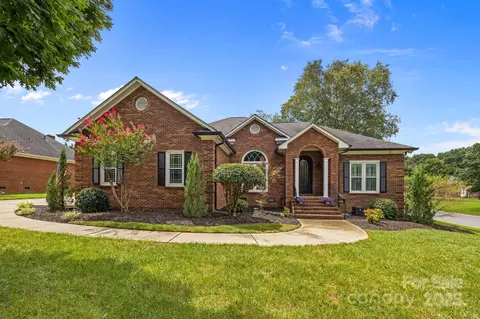 3013 Manchester Ave, Monroe, NC 28110
