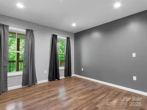 Living - 155 Pebble Ridge Rd, Spruce Pine, NC 28777 photo 5 of 5