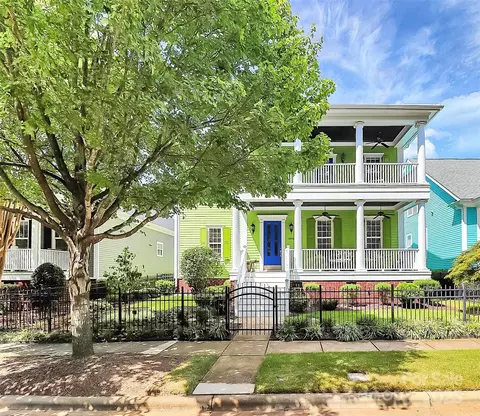 10010 Triple Oak Rd, Charlotte, NC 28277