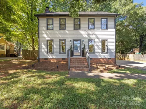 19607 Tryon St, Cornelius, NC 28031 photo 2