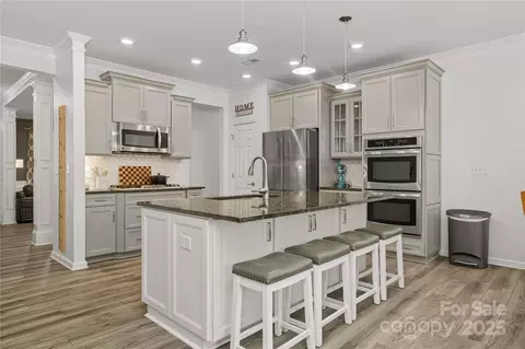 Kitchen - 3719 Lenox Ln, Denver, NC 28037 photo 2 of 7