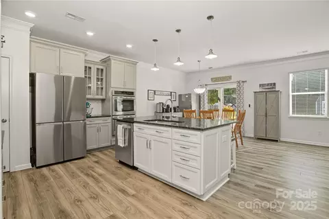 Kitchen - 3719 Lenox Ln, Denver, NC 28037 photo 3 of 7