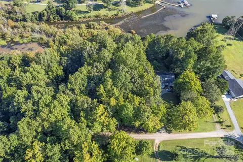 Lazy Lane, Denver, NC 28037