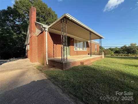 2308 Morganton Sw Blvd SW, Lenoir, NC 28645