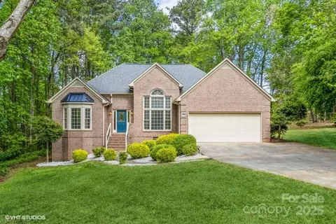 122 Woodstork Cove Rd, Mooresville, NC 28117