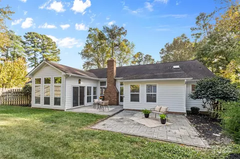 3705 Armitage Dr, Charlotte, NC 28269