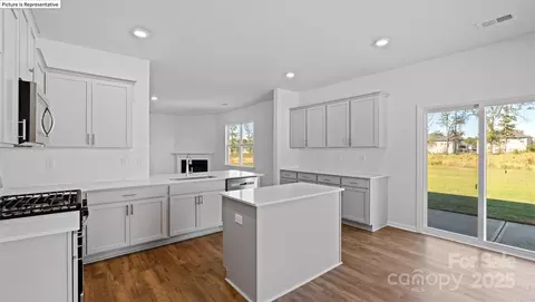 Kitchen - 1425 Secrest Commons Dr, Monroe, NC 28112 photo 2 of 2