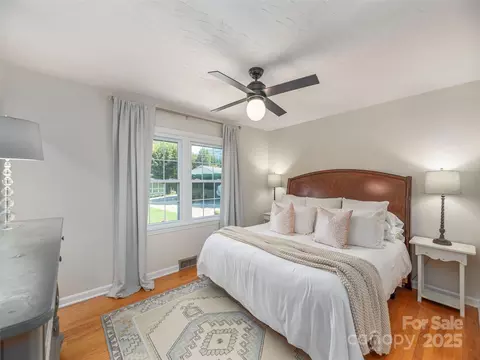 Bedroom - 868 Mulberry St, Clyde, NC 28721 photo 1 of 4